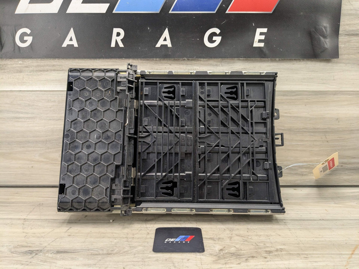 16-22 OEM BMW G11 G12 740 750 Center Console Cup Holder Storage Compartment