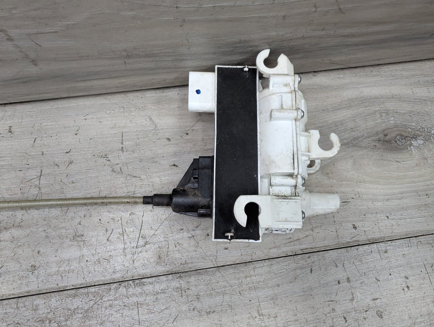 2017 BMW 740i G12 Rear Right Passenger Door Latch Lock Actuator w/ Soft Close 2581898 OEM BMW G12 740 750 B7 REAR RIGHT PASSENGER Door Lock Latch Actuator SOFT CLOSE