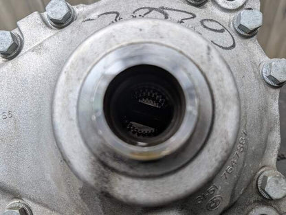 OEM BMW G11 G12 G20 G30 xDrive AWD Front Differential Axle Gearbox Carrier 2.81