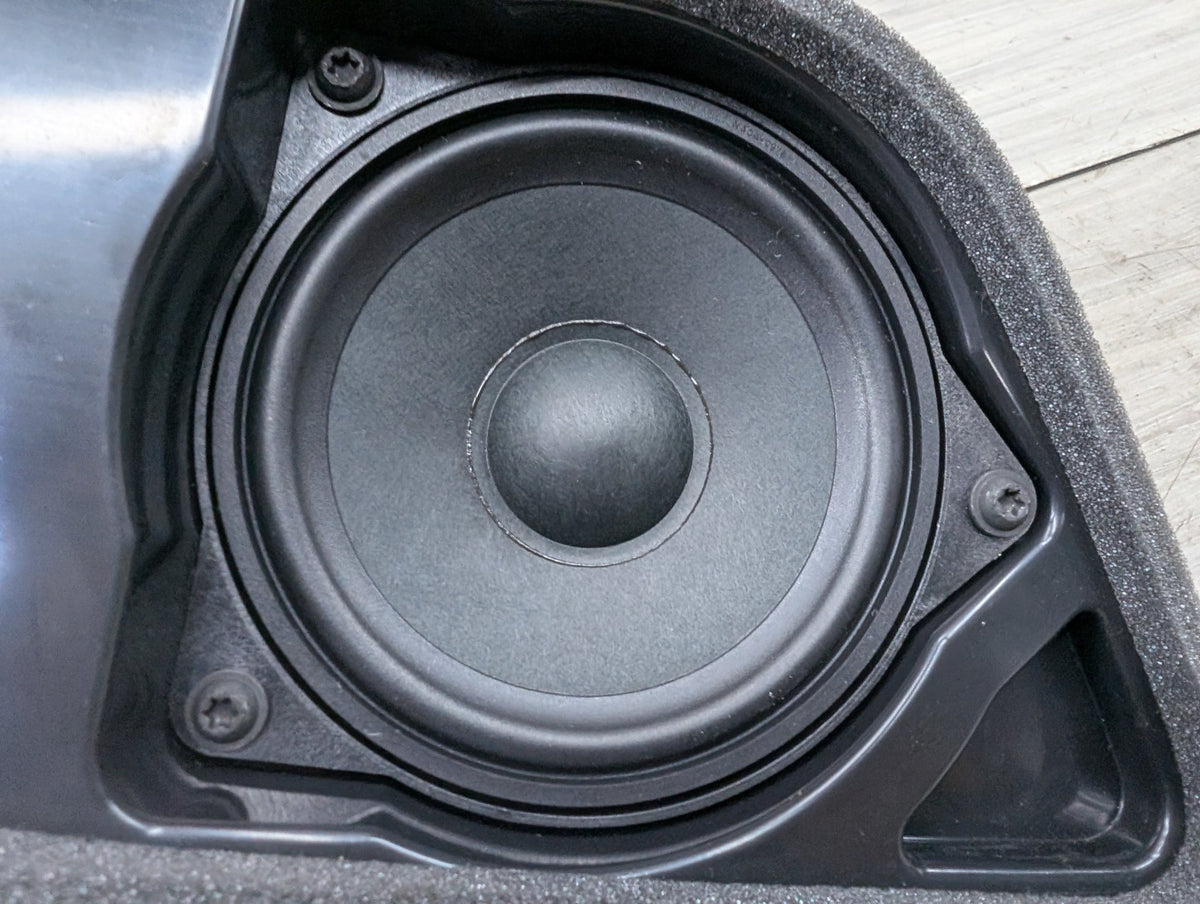OEM BMW G05 X5 Rear Left Driver Side D Pillar MID Range Speaker Tweeter HARMAN