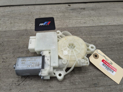 2020 BMW M340i G20 Rear Left Driver Door Window Glass Regulator Motor 8495867 19-24 OEM BMW G20 330 340 Rear Left Driver Side Door Window Regulator Motor