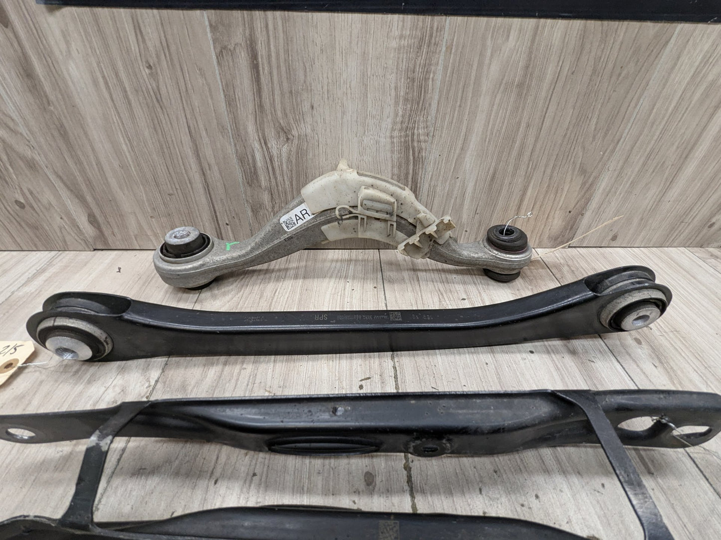 2020 BMW 740i G12 Rear Right Passenger Control Arms SET 6883340 OEM BMW G12 G14 G15 G16 G30 Rear Right Passenger Upper Lower Control Arm SET