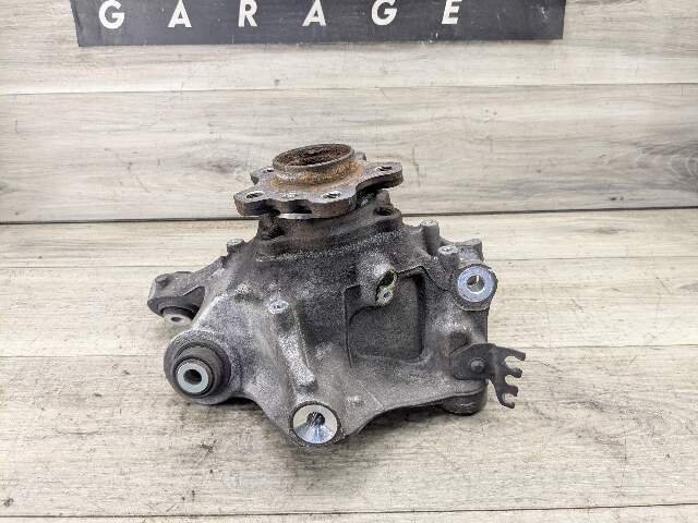 2017 - 2023 BMW M550i G30 Rear Left Driver Spindle Knuckle w/ Bearing 6866337 N63B44O2