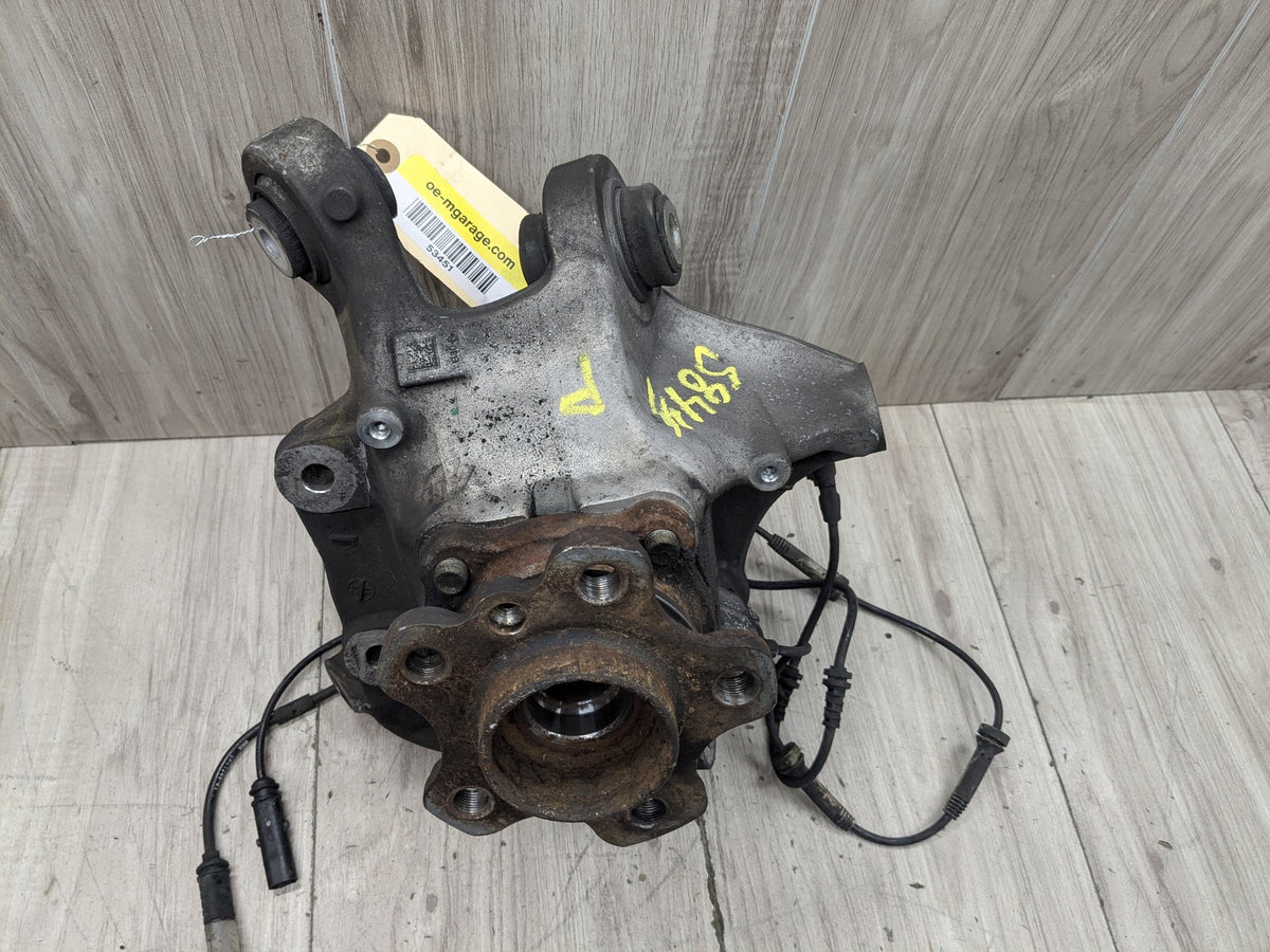 2017-2023 BMW M550i G30 Rear Right Passenger Spindle Knuckle w/ Bearing 6866338 17-23 OEM BMW G30 530 540 M5550 REAR Right Passenger Hub Knuckle Bearing Carrier OEM