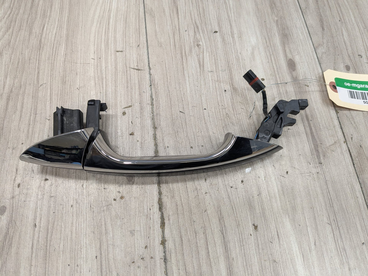 OEM Mercedes W204 W207 W212 W218 Right Passenger Door Handle COMFORT ACCESS
