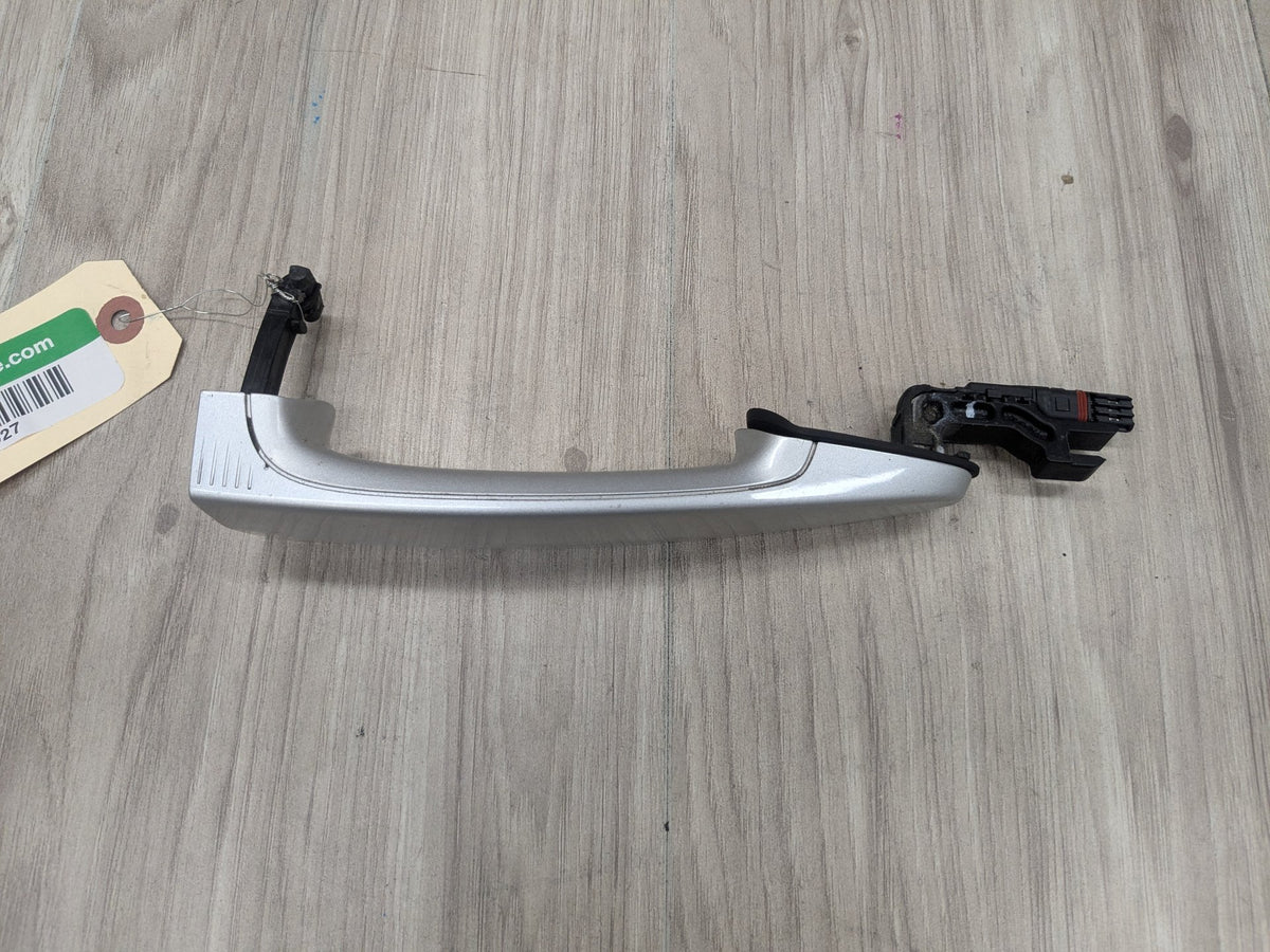 OEM BMW E92 E93 328 335 M3 Right Passenger Door Handle COMFORT ACCESS Silver