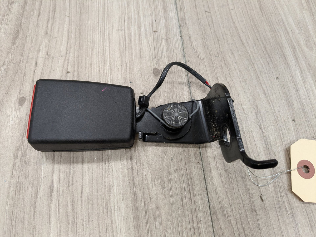 18-25 OEM BMW G01 G02 F97 X3 X4 REAR Left Driver Side SeatBelt Seat Belt Buckle