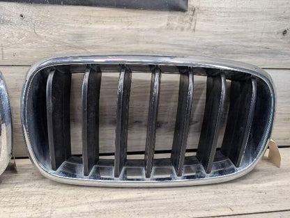 OEM BMW F16 X6 Front Left Driver Side Upper Bumper Kidney Grill Grille Chrome
