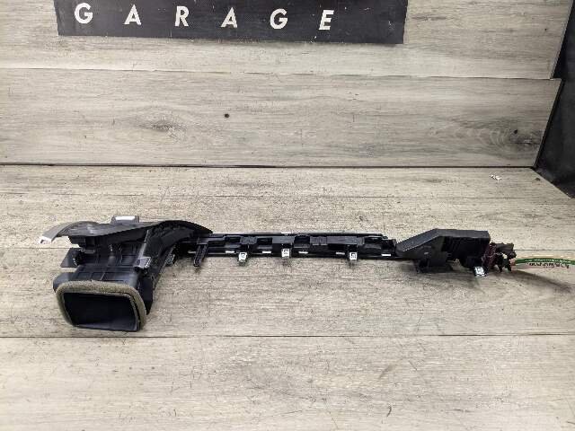 OEM BMW G01 G02 F97 F98 X3 X4 X3M X4M Front Right Passenger Air Vent Grille