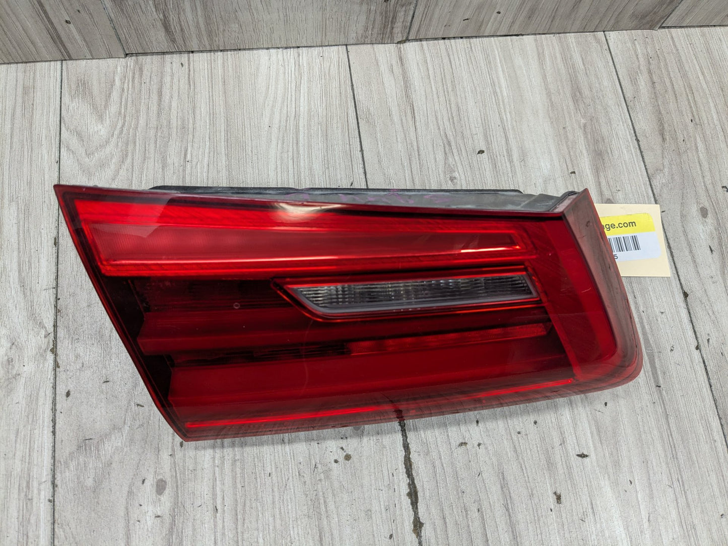 17-20 OEM BMW F90 G30 530 540 M550 M5 Rear Left Driver Inner Trunk Tail Light