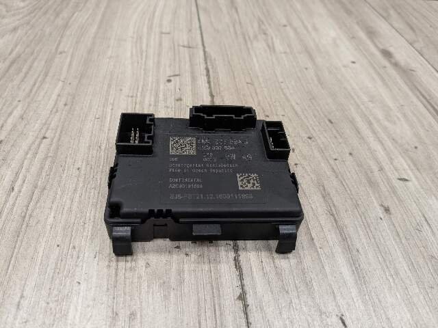 18-24 OEM Audi A4 A5 S4 S5 Rear Panoramic Sunroof Control Module Unit