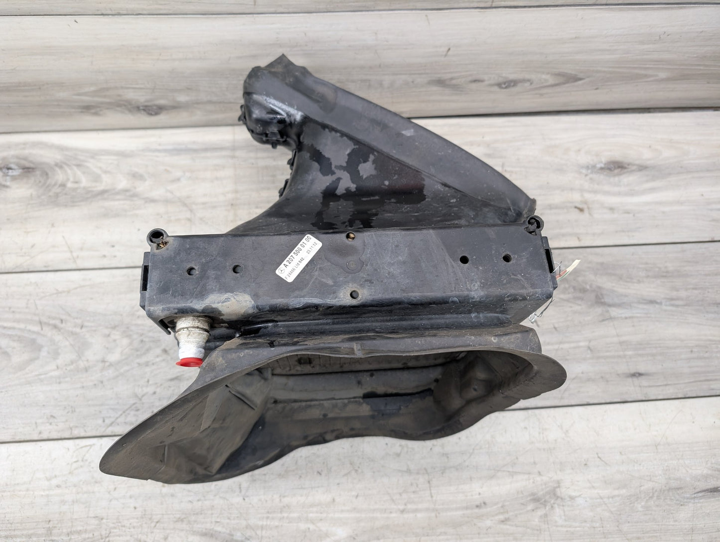 2009-2017 Mercedes-Benz E550 E-Class A207 Left Driver Secondary Auxiliary Radiator A2075000100 OEM