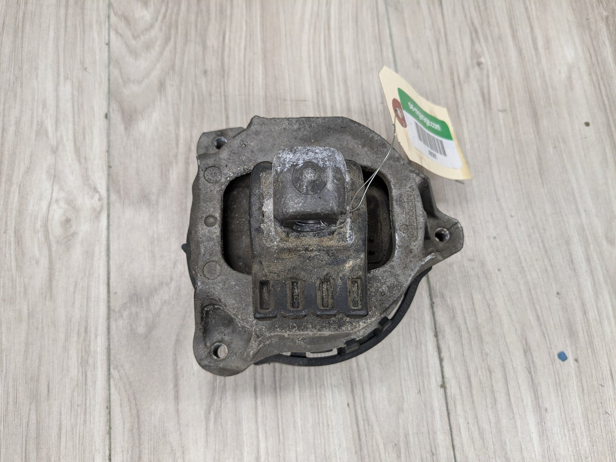 OEM BMW F90 G05 G12 G30 X5 Engine N63 S63 Right Passenger Motor Mount Support