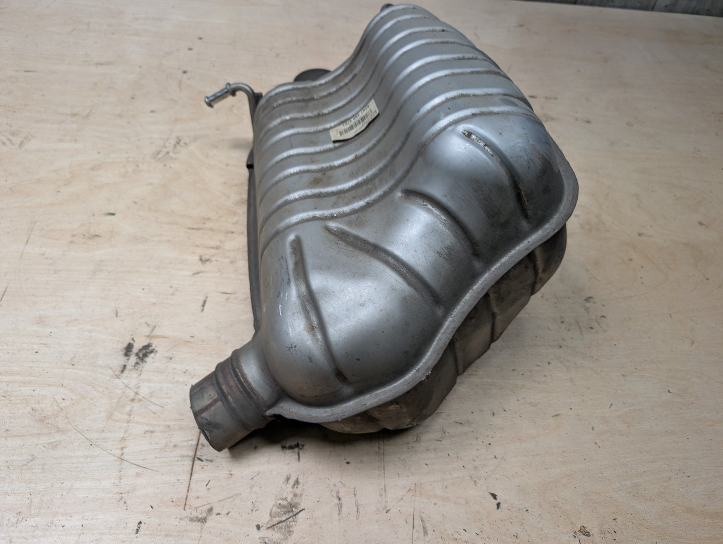 OEM MERCEDES A207 W207 E550 Rear Right Passenger Exhaust Muffler