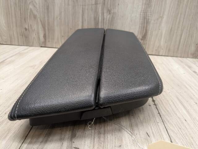 17-23 OEM BMW G30 530 540 M550 Retractable Armrest Tray Console Leather Black