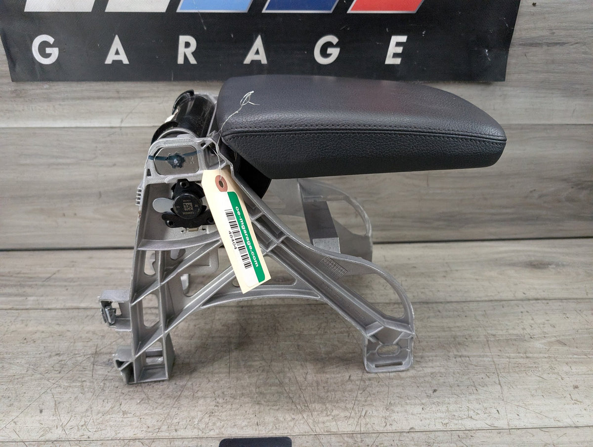 17-25 OEM AUDI A4 A5 RS5 S4 S5 Bracket Console Armrest Base Mounting Black