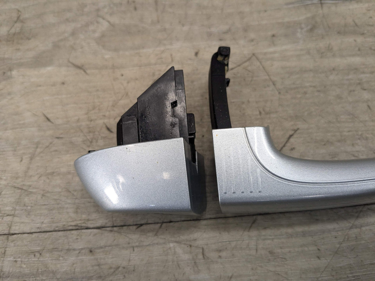 2013 BMW X6 E71 Rear Right Passenger Exterior Door Handle w/ Comfort Access 7218334