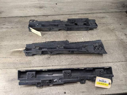 12-18 OEM BMW F30 F31 Left Driver Side Skirt Rocker Panel Bracket SET