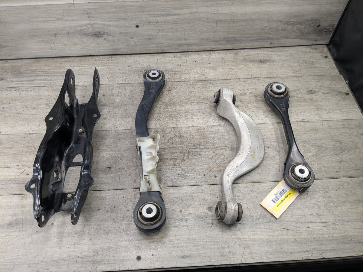 2019-2026 BMW X5 G05 Rear Right Passenger Control Arms SET 6878030 OEM BMW G05 G06 G07 X5 Rear Right Passenger Upper Lower Control Arm Wishbone SET
