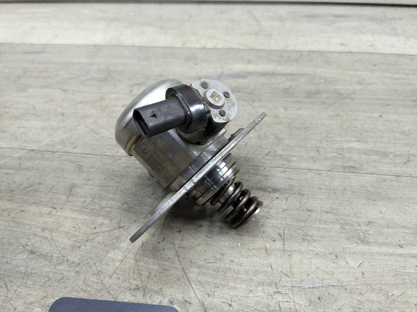OEM BMW G11 G12 G30 M550 750 Alpina B7 HPFP N63R Engine High Pressure Fuel Pump