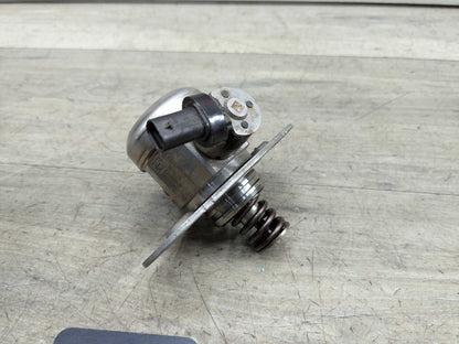 OEM BMW G11 G12 G30 M550 750 Alpina B7 HPFP N63R Engine High Pressure Fuel Pump