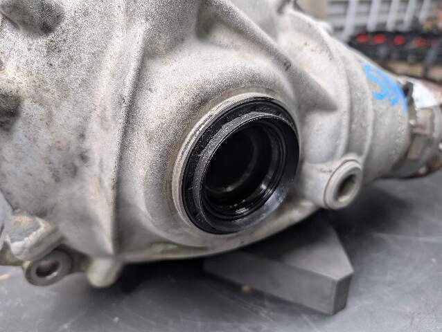 OEM BMW F25 F26 X3 AWD Front Differential Axle Gearbox Carrier AT 3.38