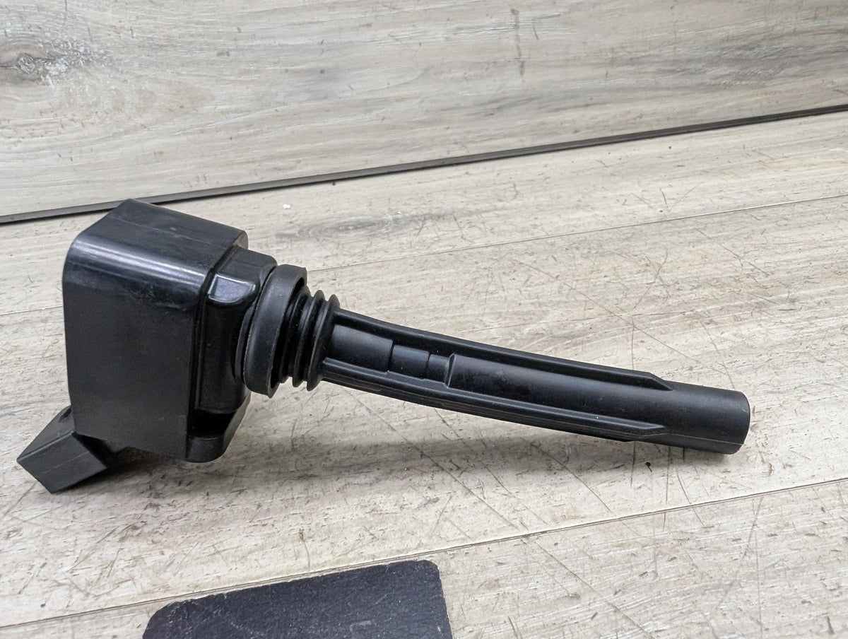 15-17 OEM AUDI A3 A4 A6 Q7 Enigne 2.0L CYMC Delphi Ignition Coil