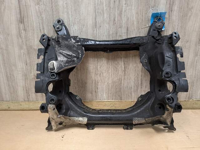 OEM Mercedes W212 E350 E550 4Matic Front Subframe Suspension Crossmember