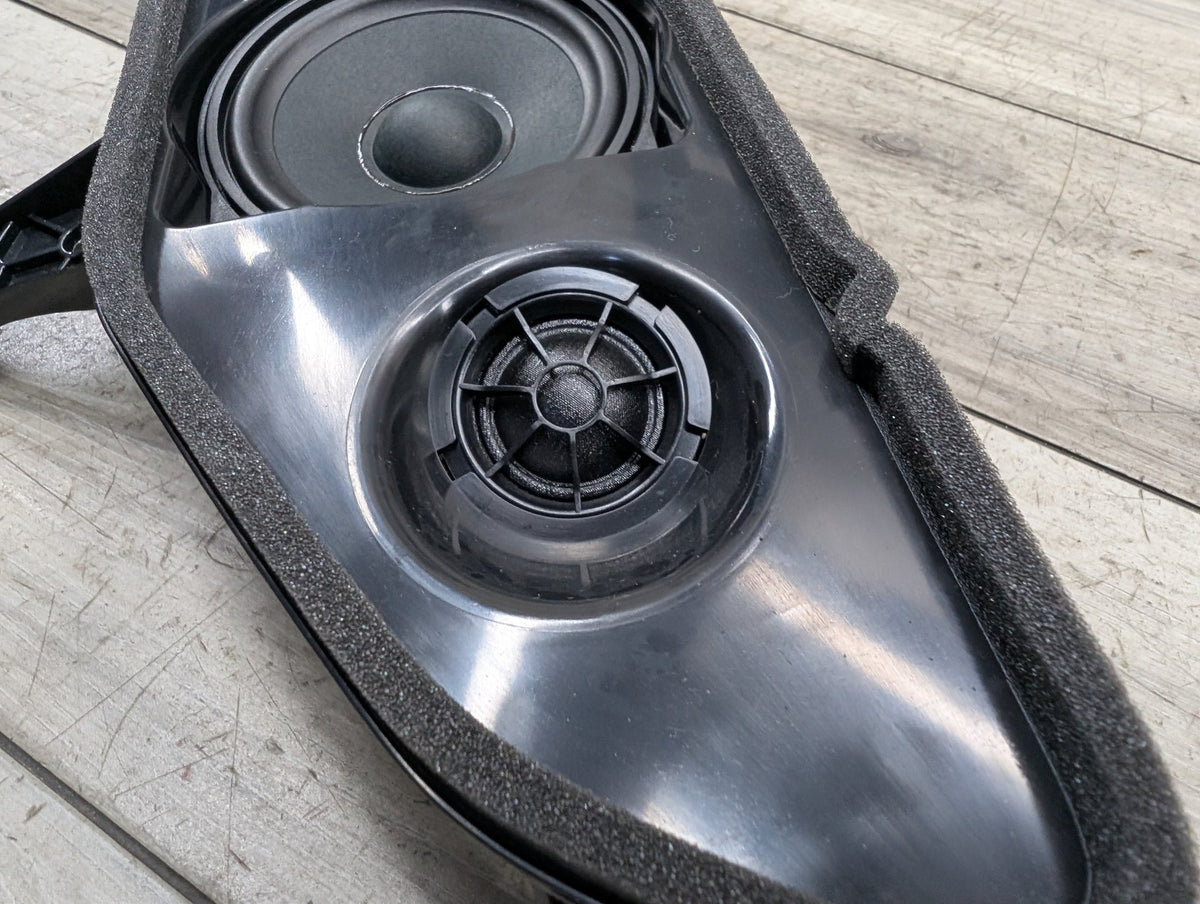 OEM BMW G05 X5 Rear Right Passenger D Pillar MID Range Speaker Tweeter HARMAN