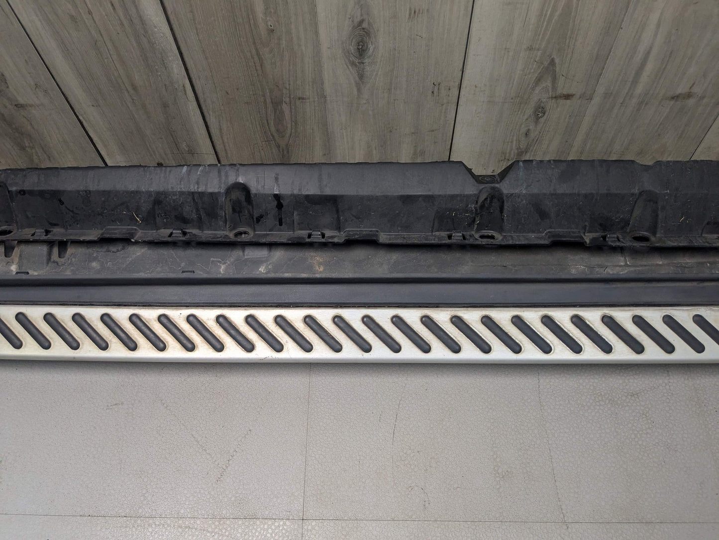 OEM BMW F15 X5 Left Driver Side Skirt Rocker Panel Running Board Step w/ Bracket