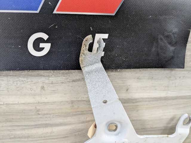 OEM BMW F15 F16 F85 F86 X5 X6 Left Right Hood Hinge Support Bracket SET Gray