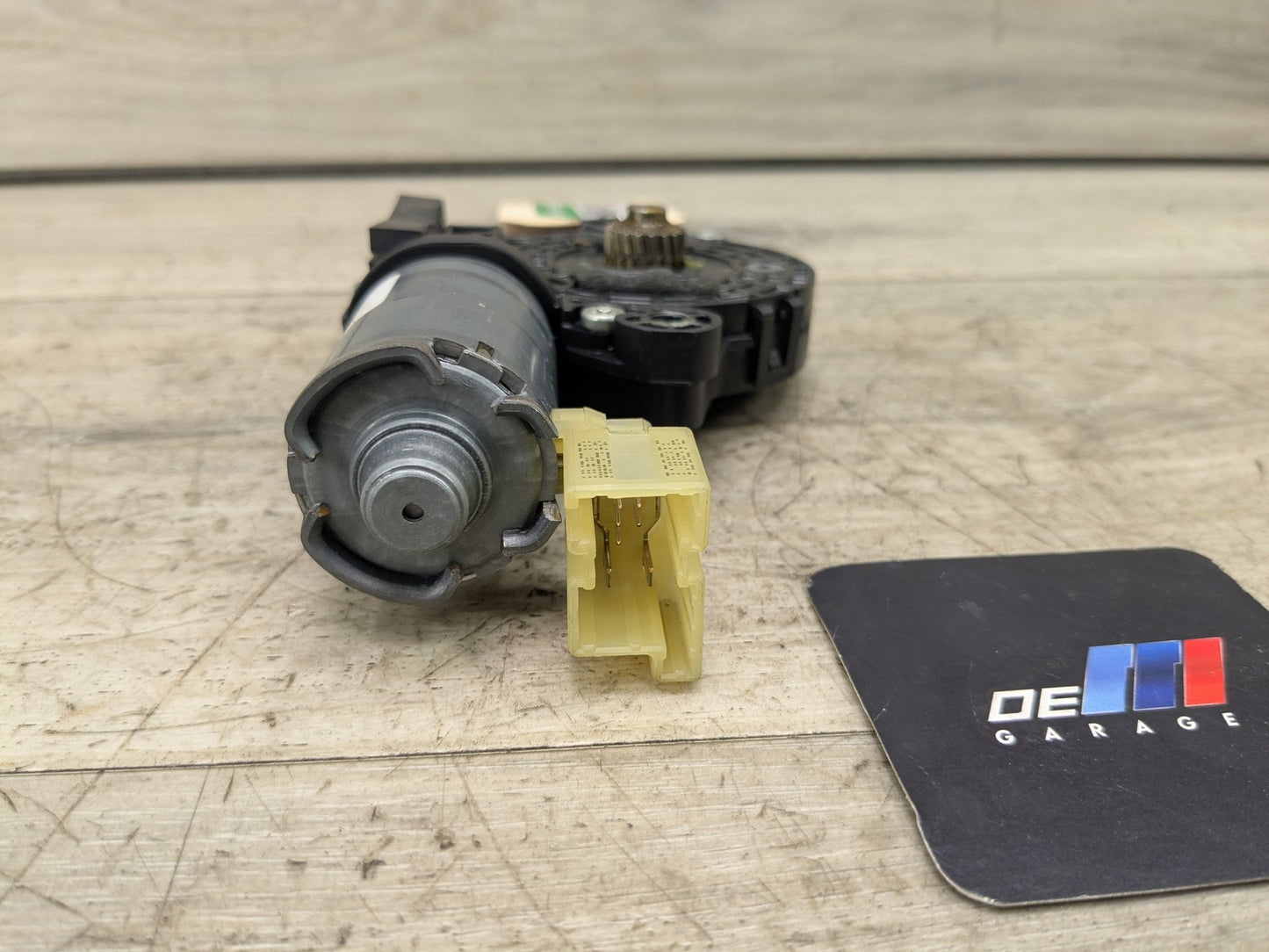 18-23 OEM AUDI Q5 SQ5 Rear Panoramic Sunroof Sun Moon Motor