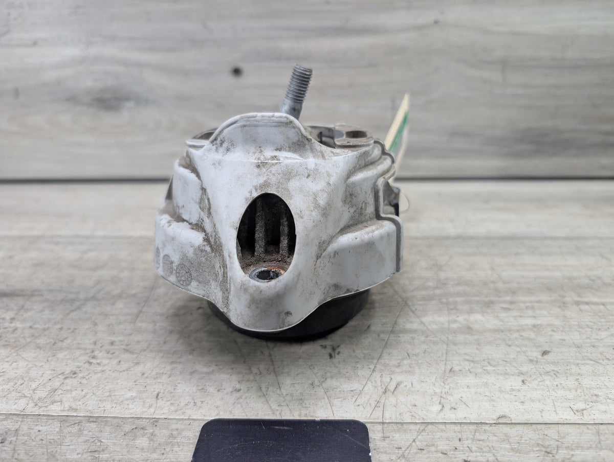 OEM BMW F22 F23 F30 F32 F33 F36 335 435 Engine N55 Right Passenger Motor Mount