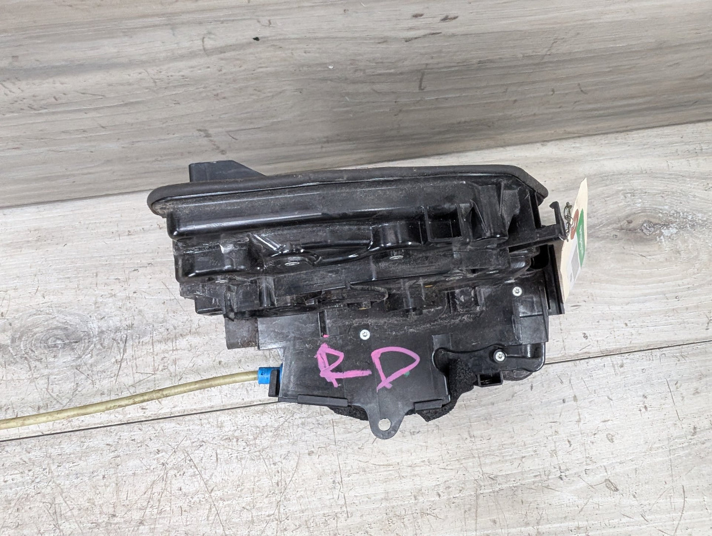 2017 BMW 740i G12 Rear Left Driver Door Latch Lock Actuator w/ Soft Close 2581897 OEM BMW G12 740 750 M760 B7 REAR LEFT DRIVER Door Lock Latch Actuator SOFT CLOSE
