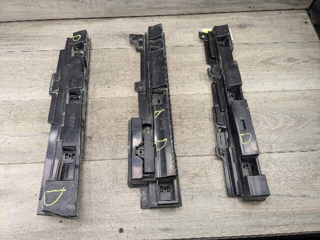 2011 - 2016 BMW 335i F30 Left Driver Side Skirt Rocker Panel Brackets SET 7256915 N55B30M0