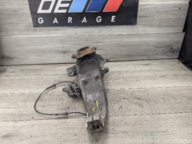 OEM BMW G30 530 540 M550 AWD Front Right Passenger Hub Spindle Knuckle Bearing
