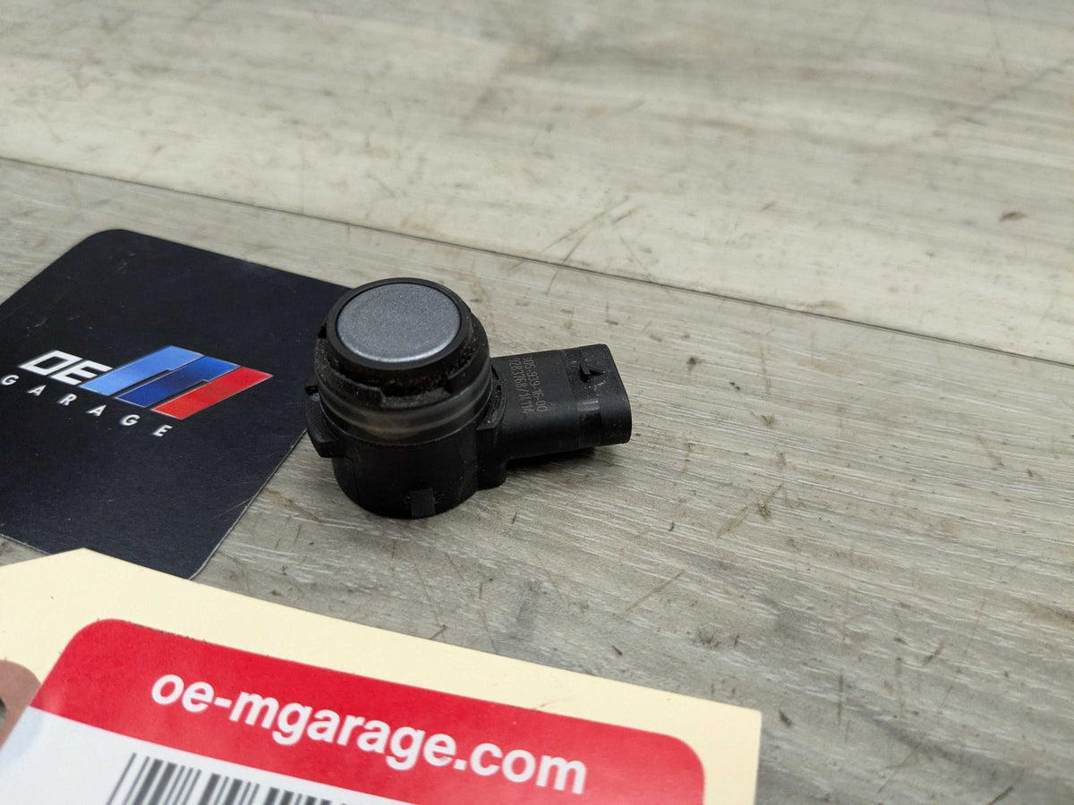 OEM BMW F15 F16 F48 F90 F97 G01 G12 G30 X1 X3 X5 Bumper Parking PDC Sensor Gray