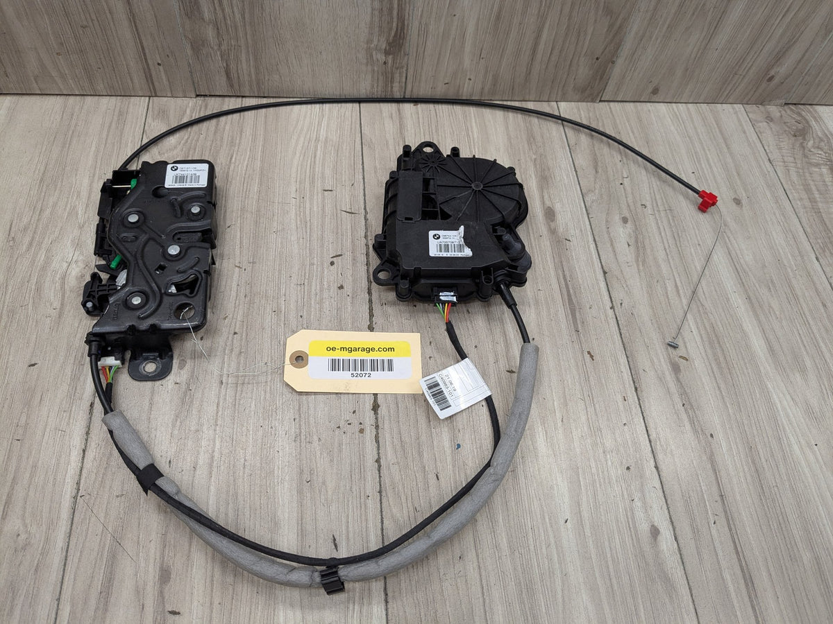 2020 BMW 740i G12 Liftgate Trunk Lid Liftgate Lock Latch Actuators SET 7441014 OEM BMW F90 F97 G01 G12 G22 G30 X3 M5 Trunk Lid Actuator Latch Lock System SET OEM
