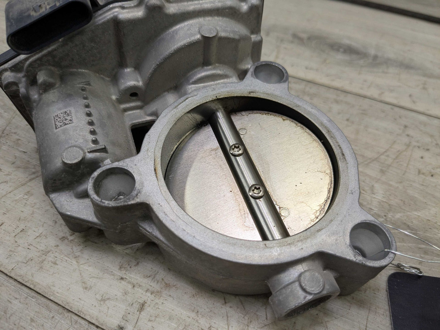 OEM BMW F39 F44 F48 F90 G05 G12 750 G30 M550 M8 Engine B46 N63 S63 Throttle Body