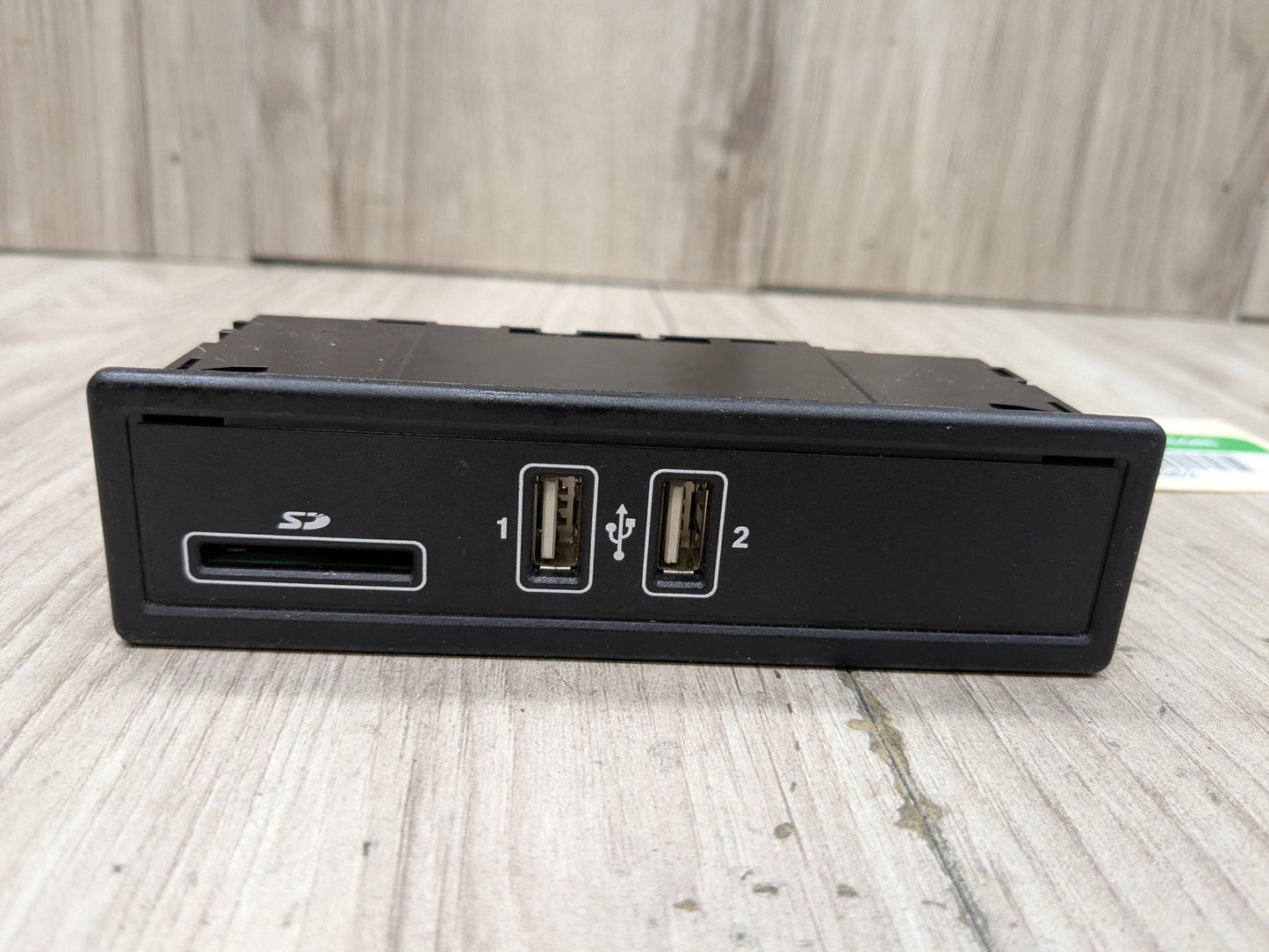 2015-2021 Mercedes-Benz C43 W205 AUX/ USB Charger Port Socket A2058200226