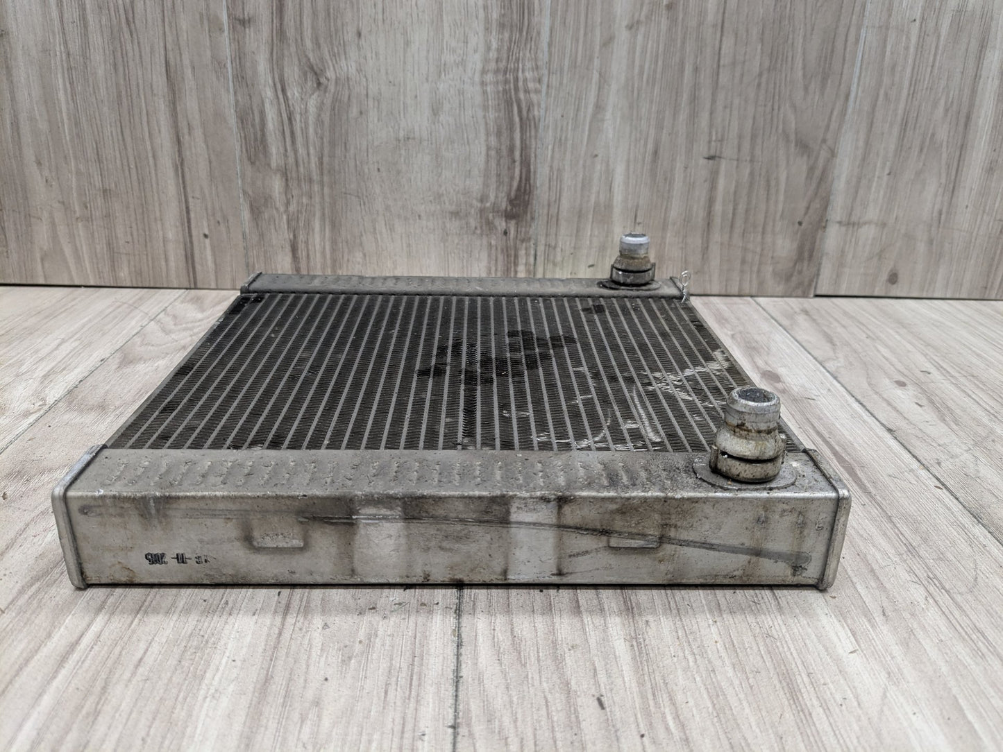 2016 BMW 750i G12 Left or Right Secondary Auxiliary radiator 8620207 OEM BMW F90 G12 G30 G45 Left Right Secondary Auxiliary Coolant Remote Radiator