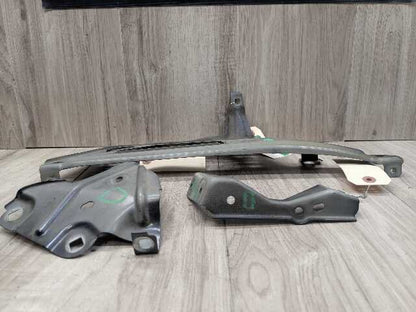16-22 OEM BMW F48 X1 28i 28iX Front Left Driver Side Fender Holder Bracket SET