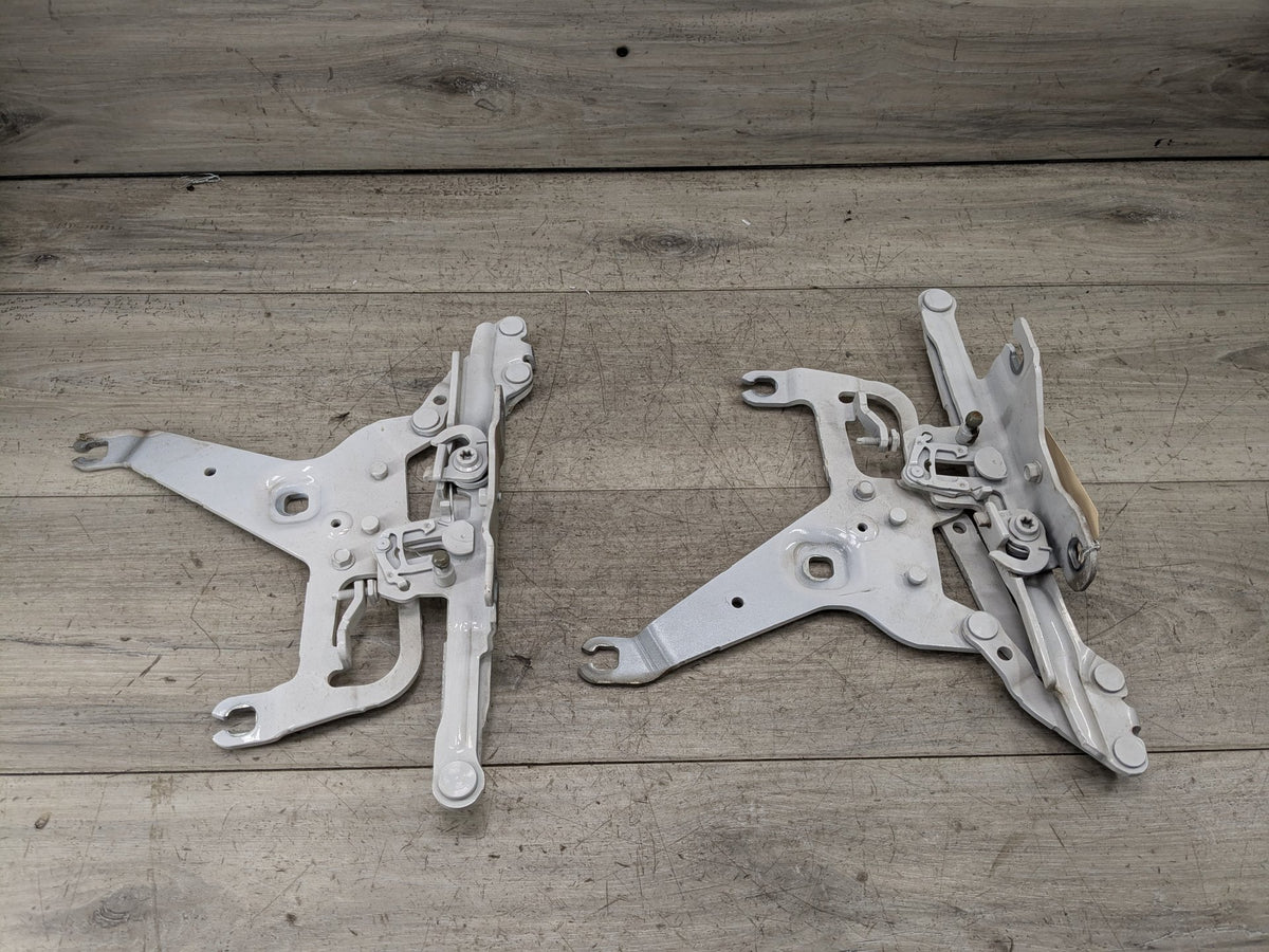 OEM BMW F15 F16 F85 X5 X6 Left Right Hood Hinge Support Bracket Brace SET