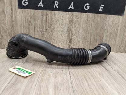 08-13 OEM BMW E88 E90 E92 E93 135 335 Engine Turbo Air Duct