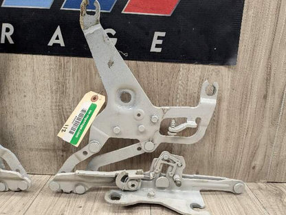 OEM BMW F15 F16 F85 F86 X5 X6 Left Right Hood Hinge Support Bracket SET White