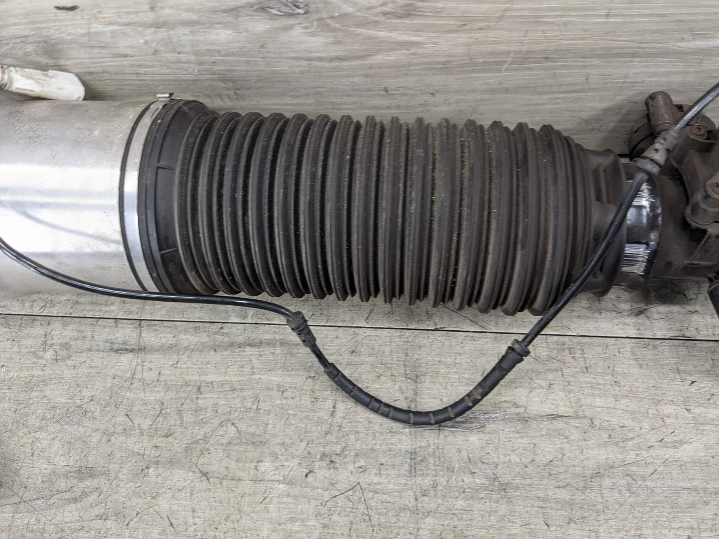 09-12 *AFT* BMW F02 740 750 B7 REAR Right Passenger Air Strut Shock Absorber