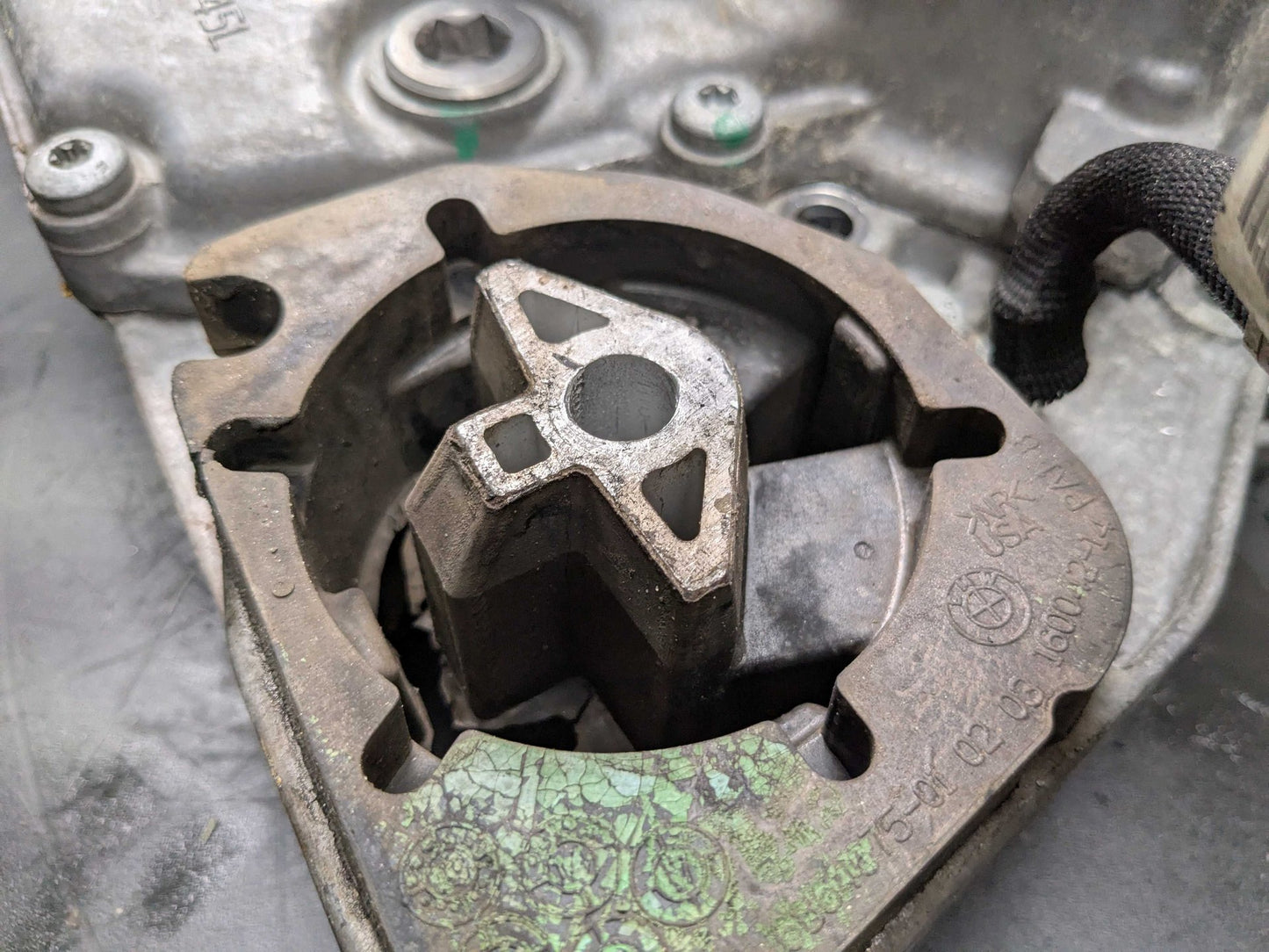 2015 BMW X6 Transmission Transfer Case 139174k 8623348
