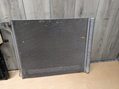 09-19 *NOTE* BMW X5M X6M Engine S63R Radiator Condenser Fan Shroud ASSEMBLY E70
