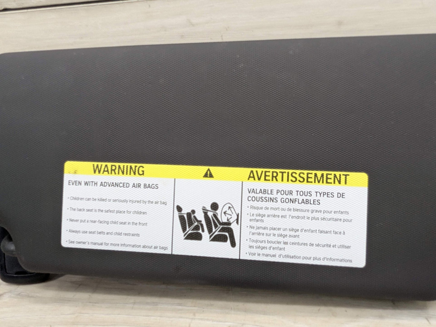 2022 BMW M340i G20 Front Left Driver Sun Visor 8092727 19-24 OEM BMW G20 G80 330 M340 M3 Left Driver Side Interior Sun Visor Black