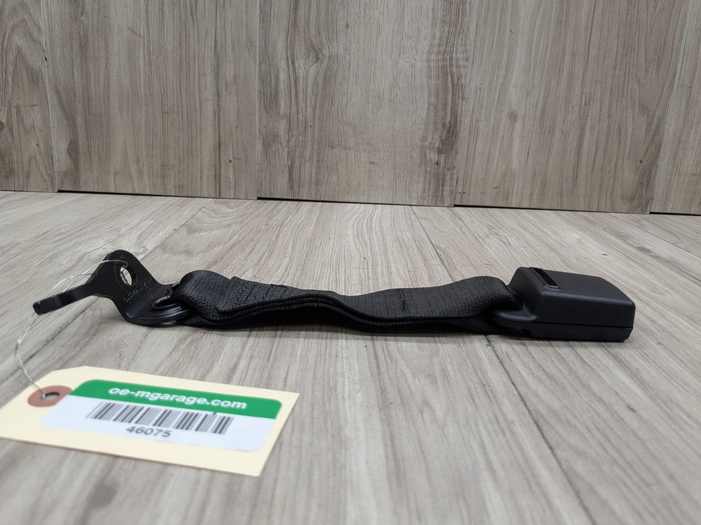17-23 OEM BMW G30 530 F90 M5 Sedan Rear Left 2nd Row Center Seat Belt Buckle